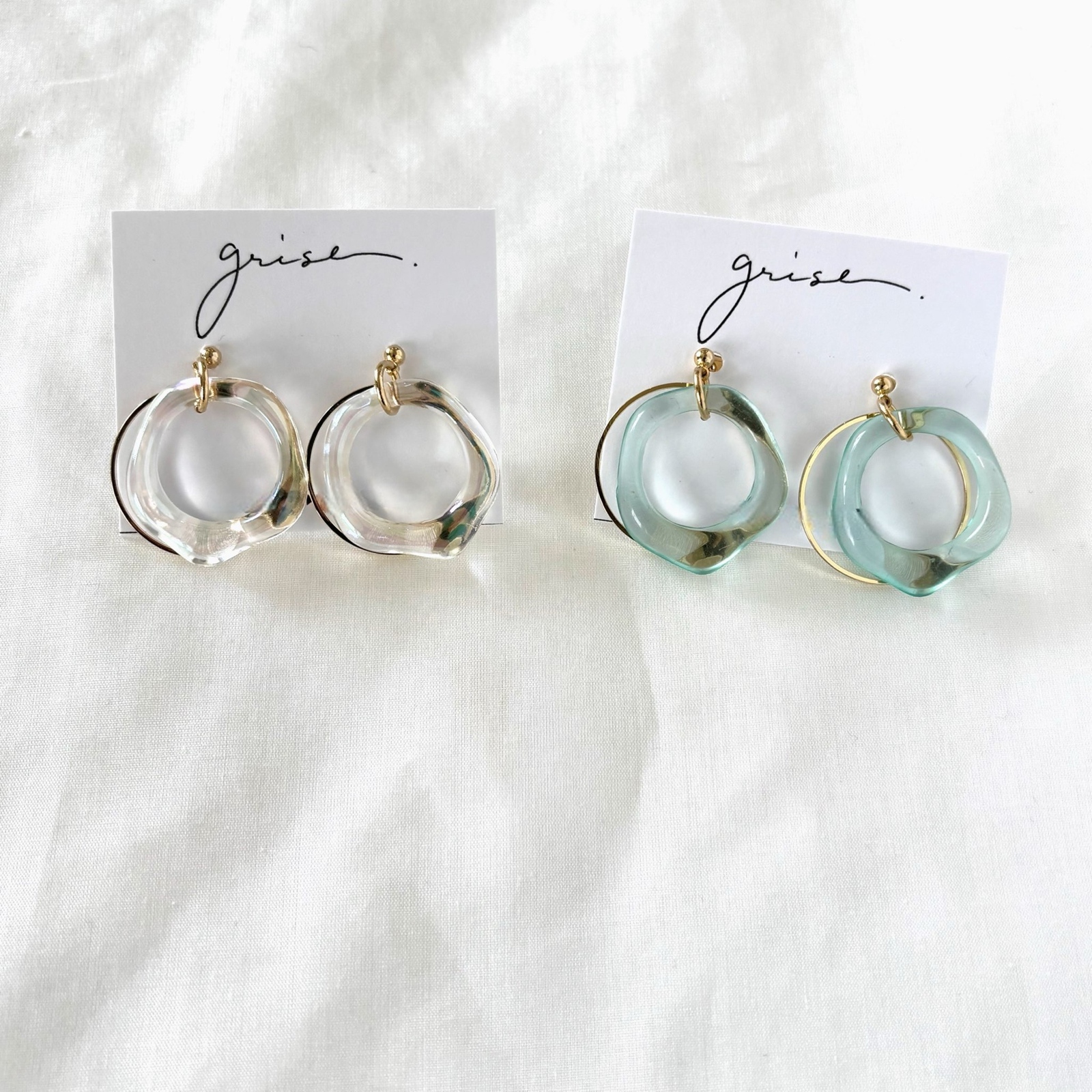 006 アクリル 大ぶり フラワー ピアス イヤリング ハンドメイド セール】大ぶりアクリルフラワーピアス（ピアス（両耳用