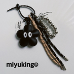 ☺︎バッグチャーム☺︎チャーム☺︎キーホルダー☺︎フラワー☺︎花☺︎ニコちゃん☺︎リボン☺︎じゃらじゃらキーホルダー
