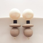 再販 パール×ベージュ ウッドビーズピアス
