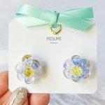 【再販】一粒お花シリーズ♡ピアス　イヤリング　シンプル　夏　涼しげ　春　クリア　透明感　うるうる