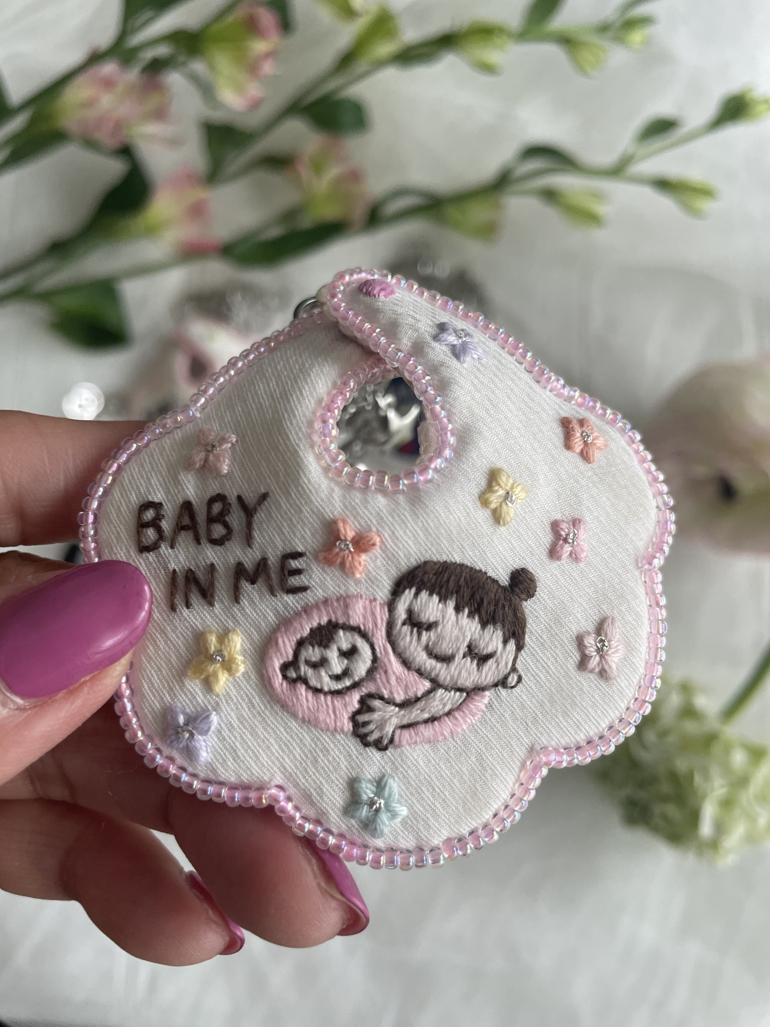新品未使用希少廃盤＊わかめちゃん刺繍キーホルダー2個セット モンチッチ アクリルキーホルダー モンチッチちゃん ピンク