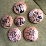 おかげ様でラス１です☕️天然木の男前珈琲マグネット