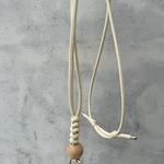 スマホショルダーストラップ【knot×wood】ベージュ