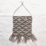 macrame tapestry マクラメタペストリー