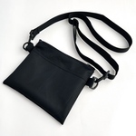 夏に大活躍！メッシュ生地のサコッシュ〈ブラック〉