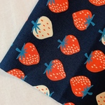 【USAコットン54×50】Ruby Star Society strawberry・ネイビー