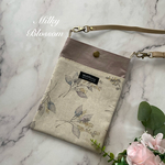 ボタニカルフラワーのスマホポーチ　ナチュラル