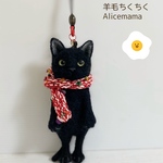 擬人化立ちポーズの黒猫さん
