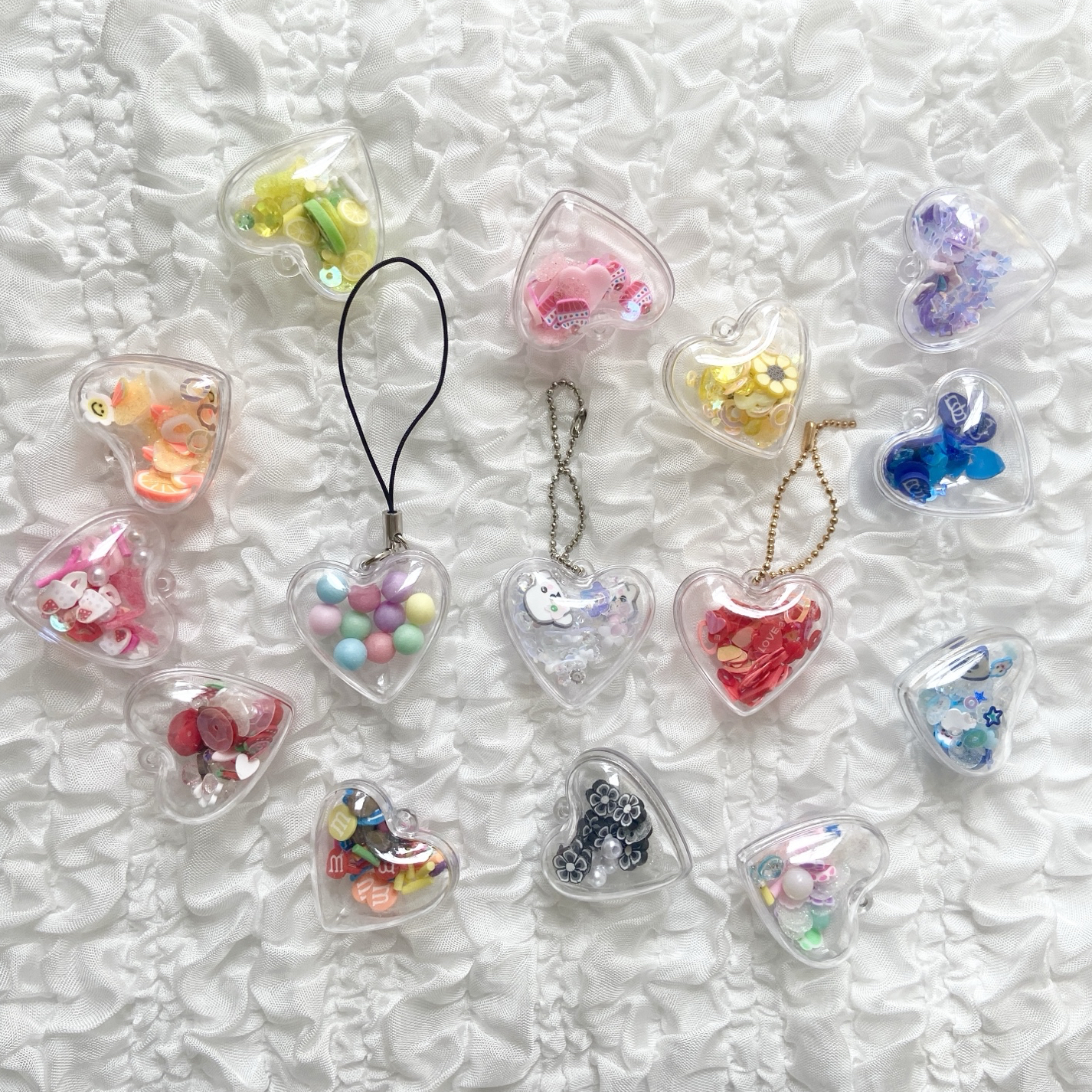 NO.360 ハンドメイド ヘアゴム オリジナルビーズ じゃらじゃら ハート