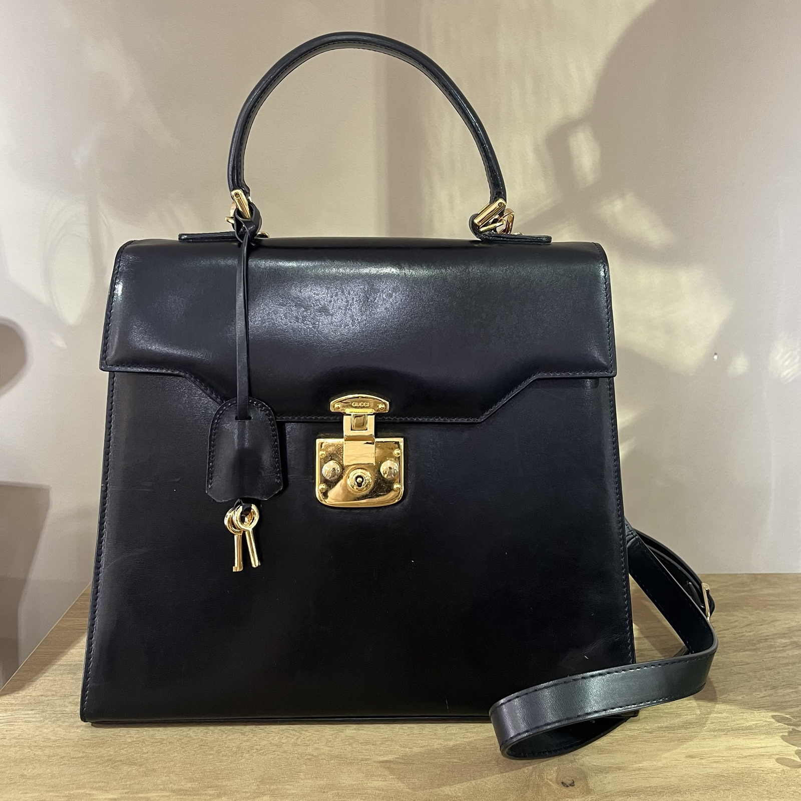 SALE【GUCCI】名作本革。永遠を纏う美しさ 1715 80s90sバッグVINTAGE 