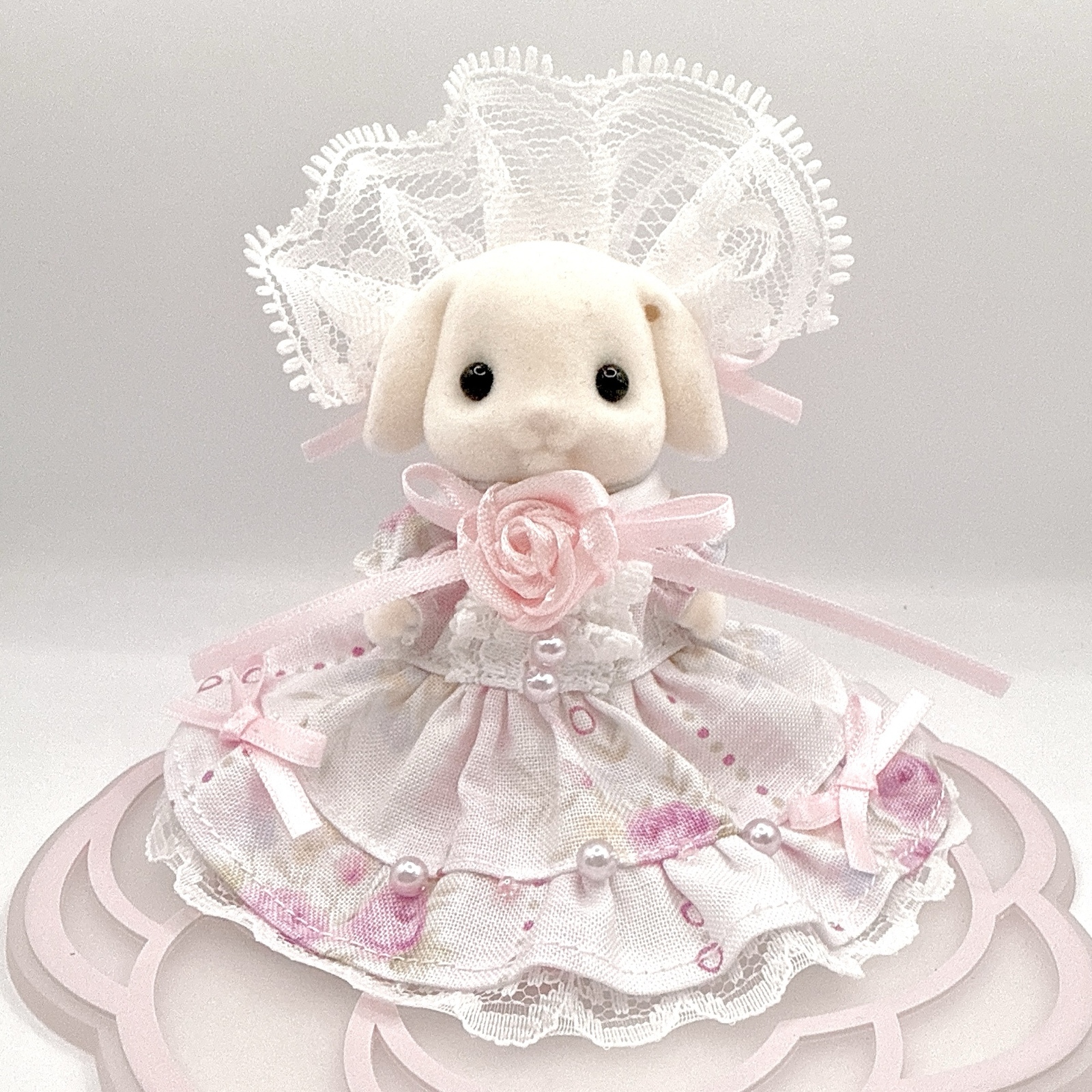 小花柄アイボリードレス 女の子サイズ シルバニア ハンドメイド 小花柄アイボリードレス 女の子サイズ シルバニア ハンドメイド