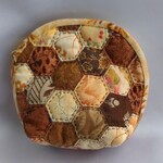 ☆ころんとかわいい手のひらサイズのシェル型ポーチ☆ブラウン＆ベージュ