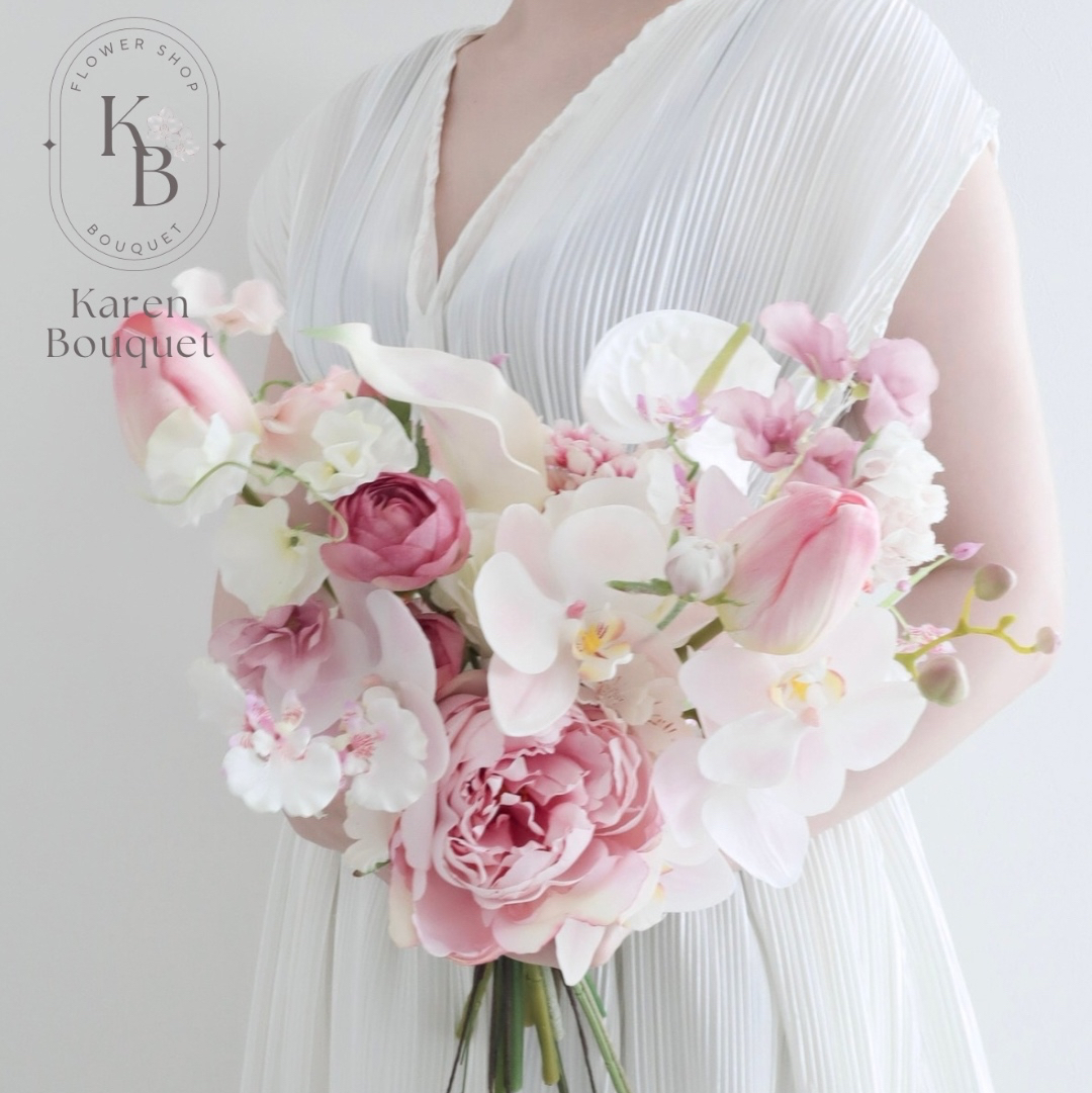 胡蝶蘭ピーチバーガンディ♡カラー♡アンスリューム♡チューリップ