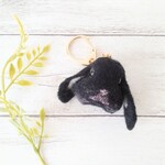 【v様専用】うさぎのお顔チャーム