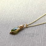 若草色ペリドットのワイヤーラップペンダントトップ3