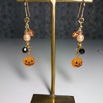 ハロウィンのゆらゆらピアス