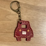 レザー　キーホルダー　車　革