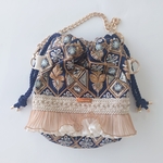 美し過ぎる♡刺繍生地のフリフリ巾着