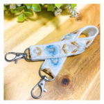 【SALE価格！】インド刺繍リボン　ハンドストラップ