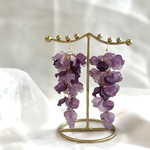 藤の花のような紫陽花のようなアクセサリー💜キラキラ首元が綺麗に見える花びら大ぶりピアス、イヤリング