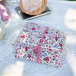 【はっ水】　赤いお花のブックポーチ　picnic ふわふわ　文庫本　単行本　ブックカバー　キルティング　マルチケース　撥水
