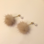 ミンクファーピアス ゴールド色