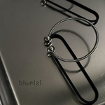 bicolor cuff