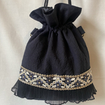 ☆新作☆  インド刺繍リボン✖️透け感たっぷりプリーツリボン　　巾着ショルダーバッグ
