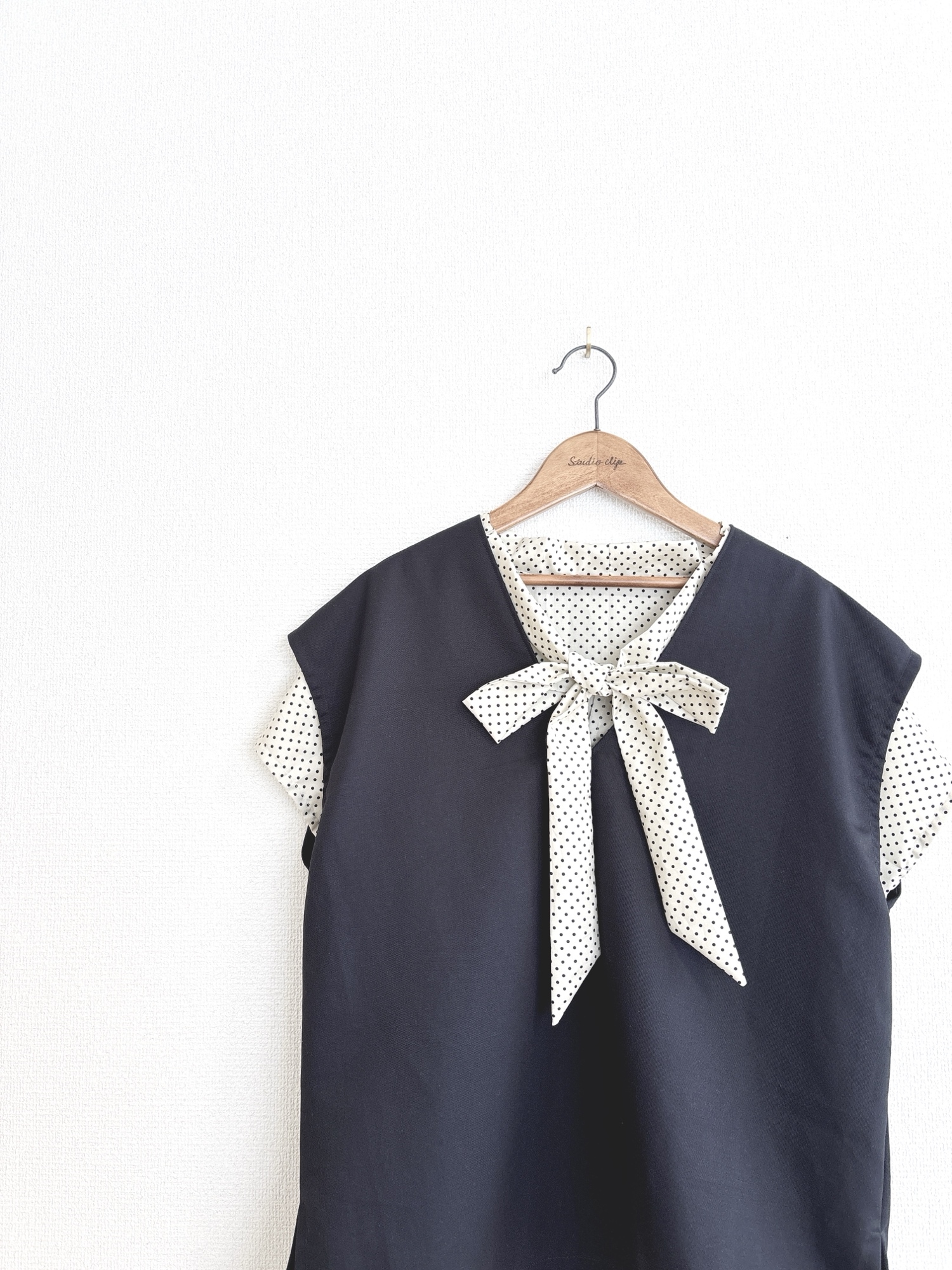 ブラックシンプルジレ　ハンドメイド C/CHIFFON REVERSED SEAM P LONG S(XS Black): Vintage｜THE
