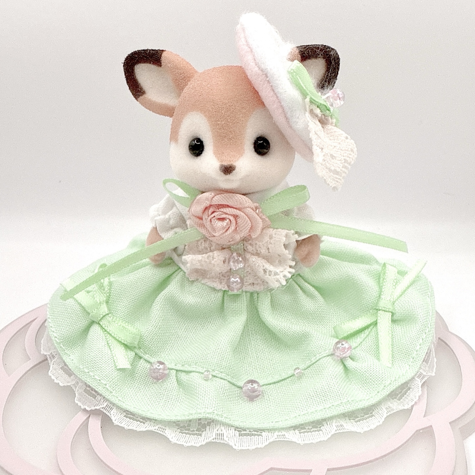 シルバニアファミリー ピンクフリルのお洋服 赤ちゃんサイズ