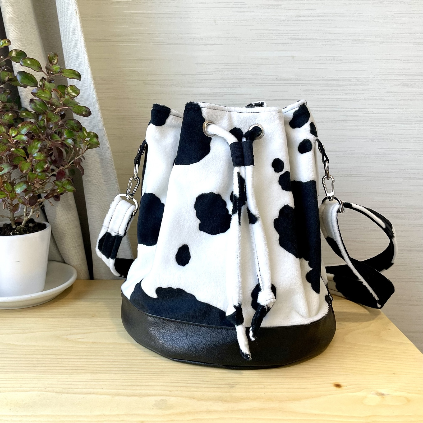 牛さん巾着バッグ 7,350円
