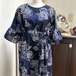 浴衣　ハイウエスト　フレア袖　ワンピース　紺　細ベルト付き　着物リメイク　浴衣リメイク　ハンドメイド　335