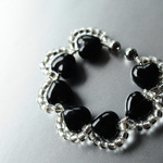 ＜Rollo～イロヅクビジュー～＞イヤーカフ『 Heart / Black 』