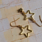 ☆金の三ツ星ピアス☆✴︎