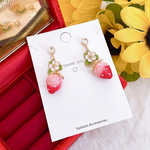 大人可愛い 苺 グラデーションカラー 揺れる ハンドメイドピアス イヤリング レディース アクセサリー