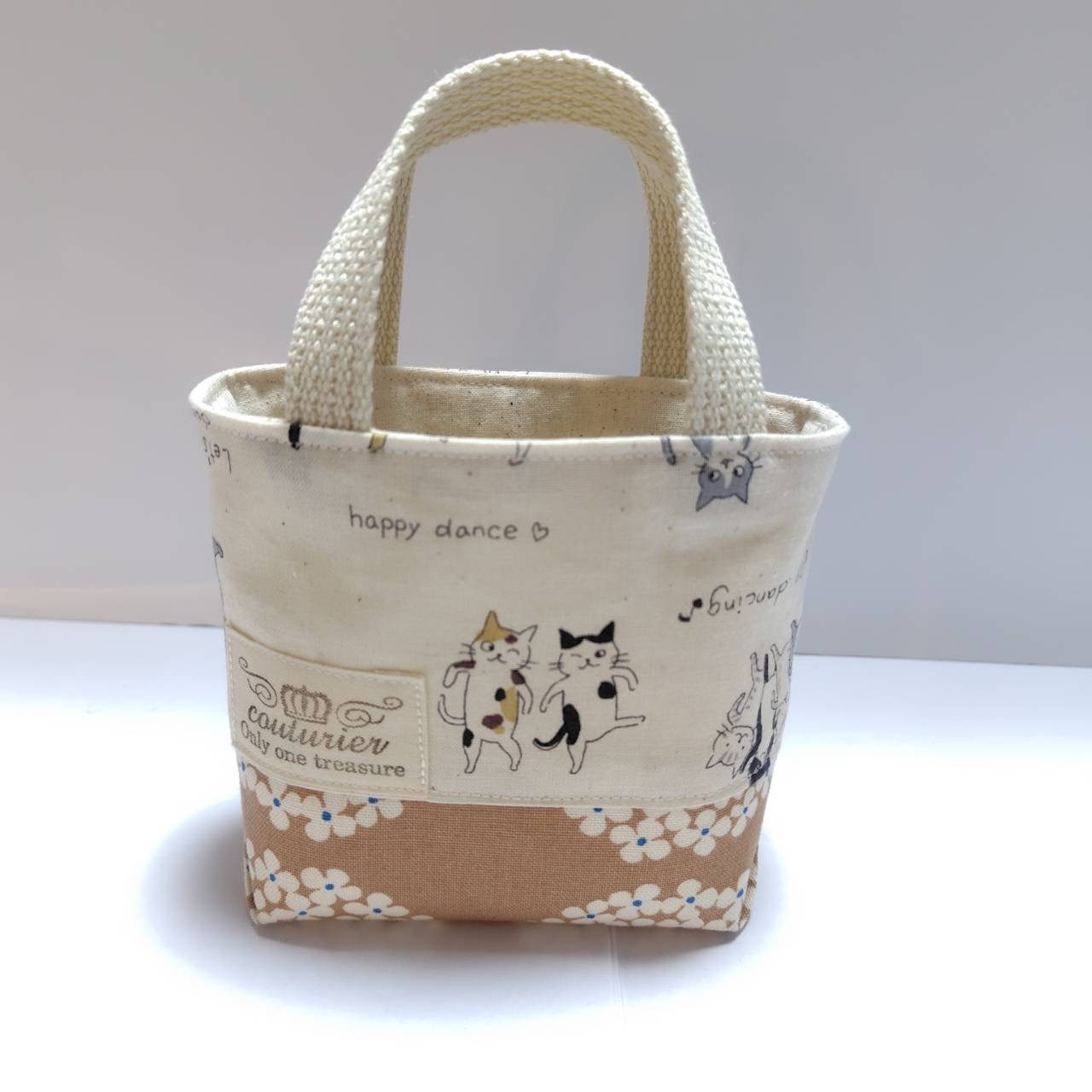 No.T184〉おどるねこと花柄☆ミニトートバッグ - 「ふくふく 