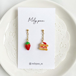 (両耳)いちごのミルフィーユピアス🍓