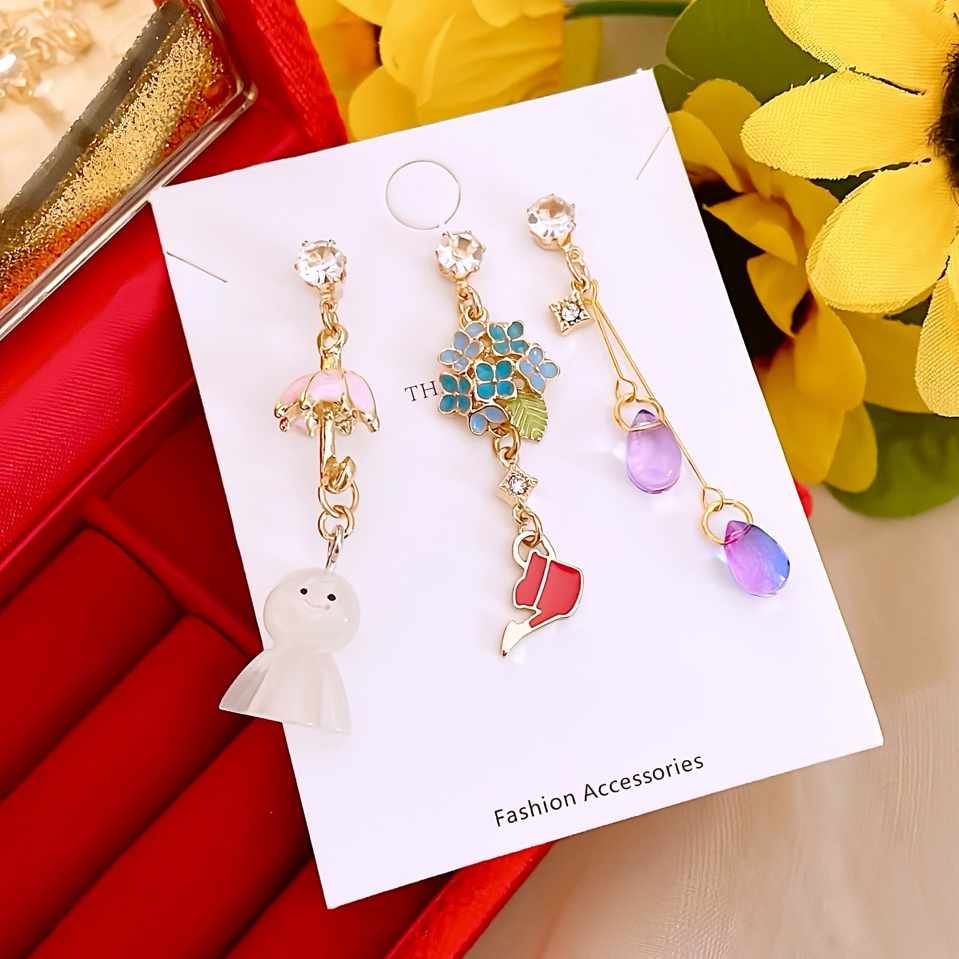 新♡紫陽花ピアス5 紫陽花ミニピアス – ECRETTE