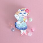 バカンスなねこさん 刺繍ブローチ