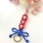 3つのお花のキーホルダー　レッド