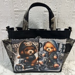  【ハンドメイド】♡ライダーストイプードルちゃん柄♡ポケット沢山お散歩バック