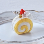 バニラクリームのロールケーキ／Vanilla Cream Roll Cake