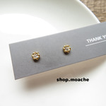 【ピアス】1ペア　お花　フラワー　ビジュー　ゴールド　ミニピアス　小さなピアス　