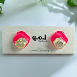 「Twinkle Pop 」　ピンクネオンカラーで遊ぶイヤーアクセサリー　レジン　ピアス　イヤリング