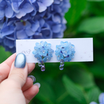 一房紫陽花の耳飾り【ブルー】
