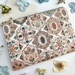 インド刺繍生地のシンプルフラットポーチ アイボリー