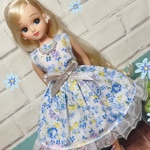 リカちゃん服ワンピース 〜水小花〜