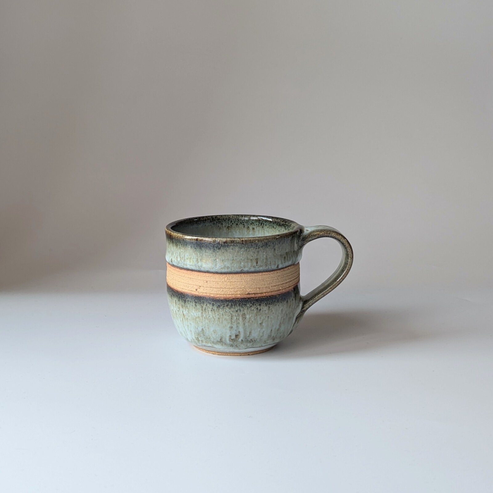 さわやかなコーヒーカップ　【手仕事　民藝　和　陶器】