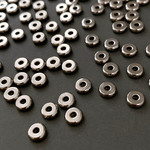 [ 10pcs ]  スペーサー 6mm ロンデル [ シルバー ] サージカルステンレス ビーズ パーツ チャーム メタル p-2119286s