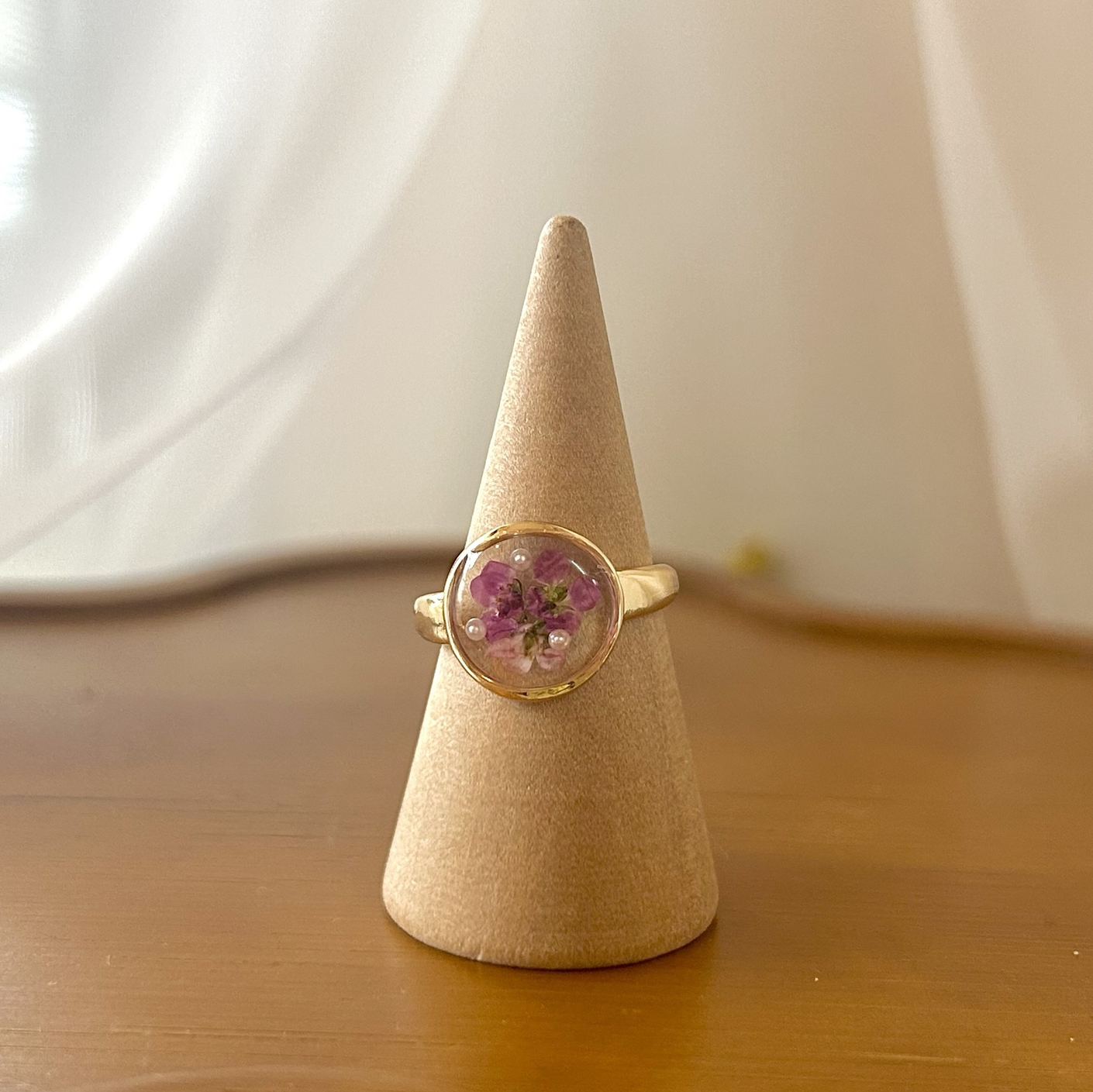 (専用)ハンドメイド作品 💎 . . . . . 一本一本、シルク糸を丁寧に巻いて仕上げた シルク